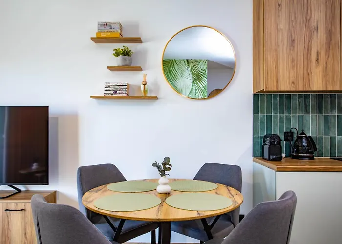 Wloscianska 3 - Winiary *